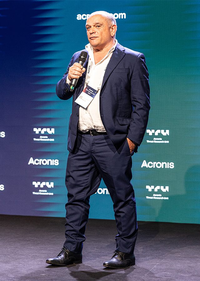 vittorio-acampora vittorio-acampora
